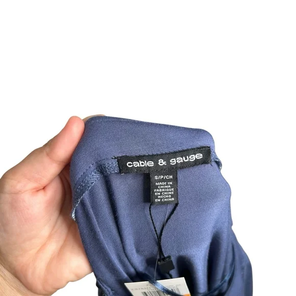 Cable & Gauge Blue Women's Short Sleeve Boat Neck Geometric Embroidered Top S - Picture 6 of 9